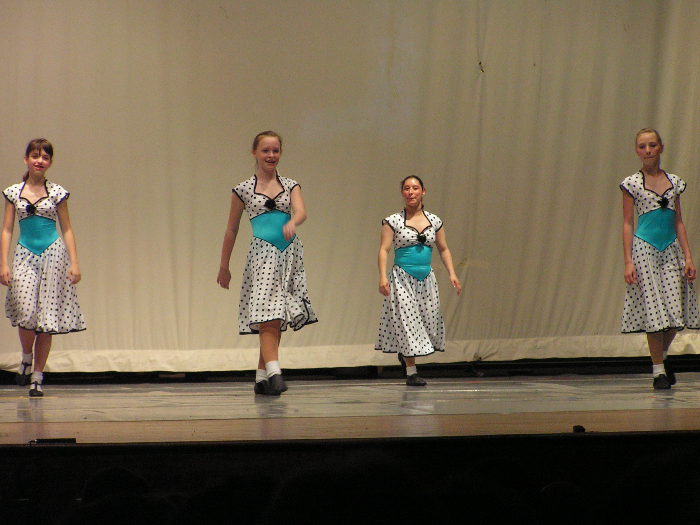 ./2006/Dance Recital/Danceurs Recital 21st 0023.JPG